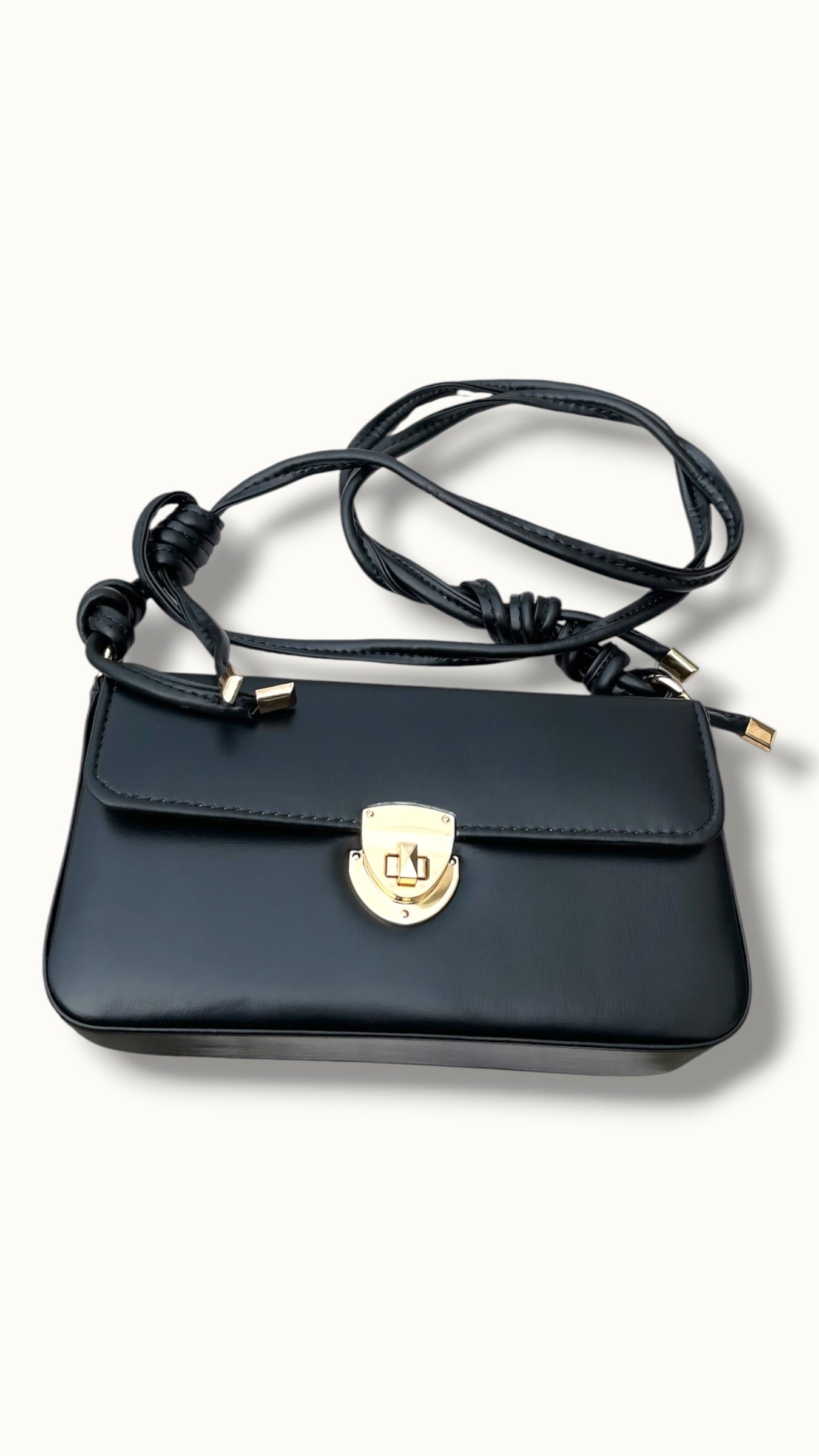Charmé Classic - Black