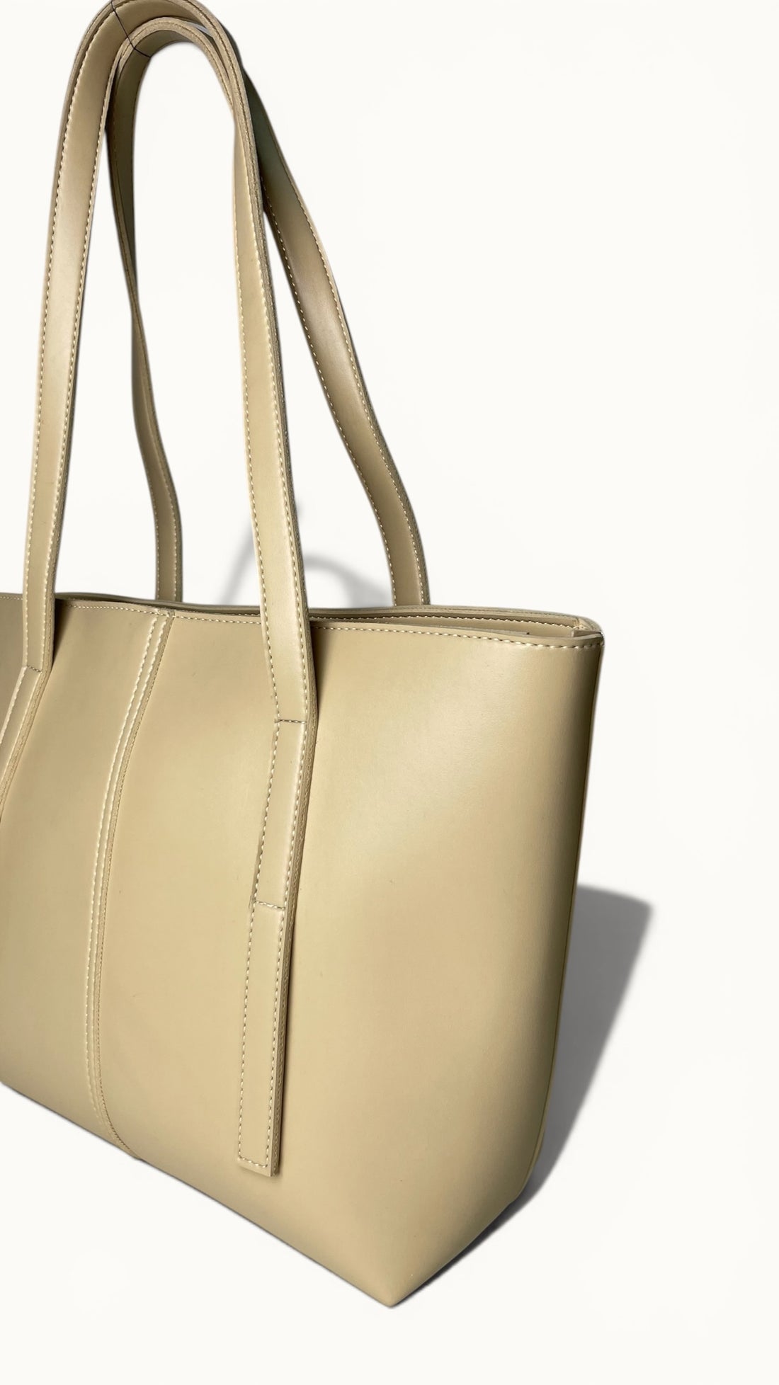 Charmé Signature Tote – Taupe