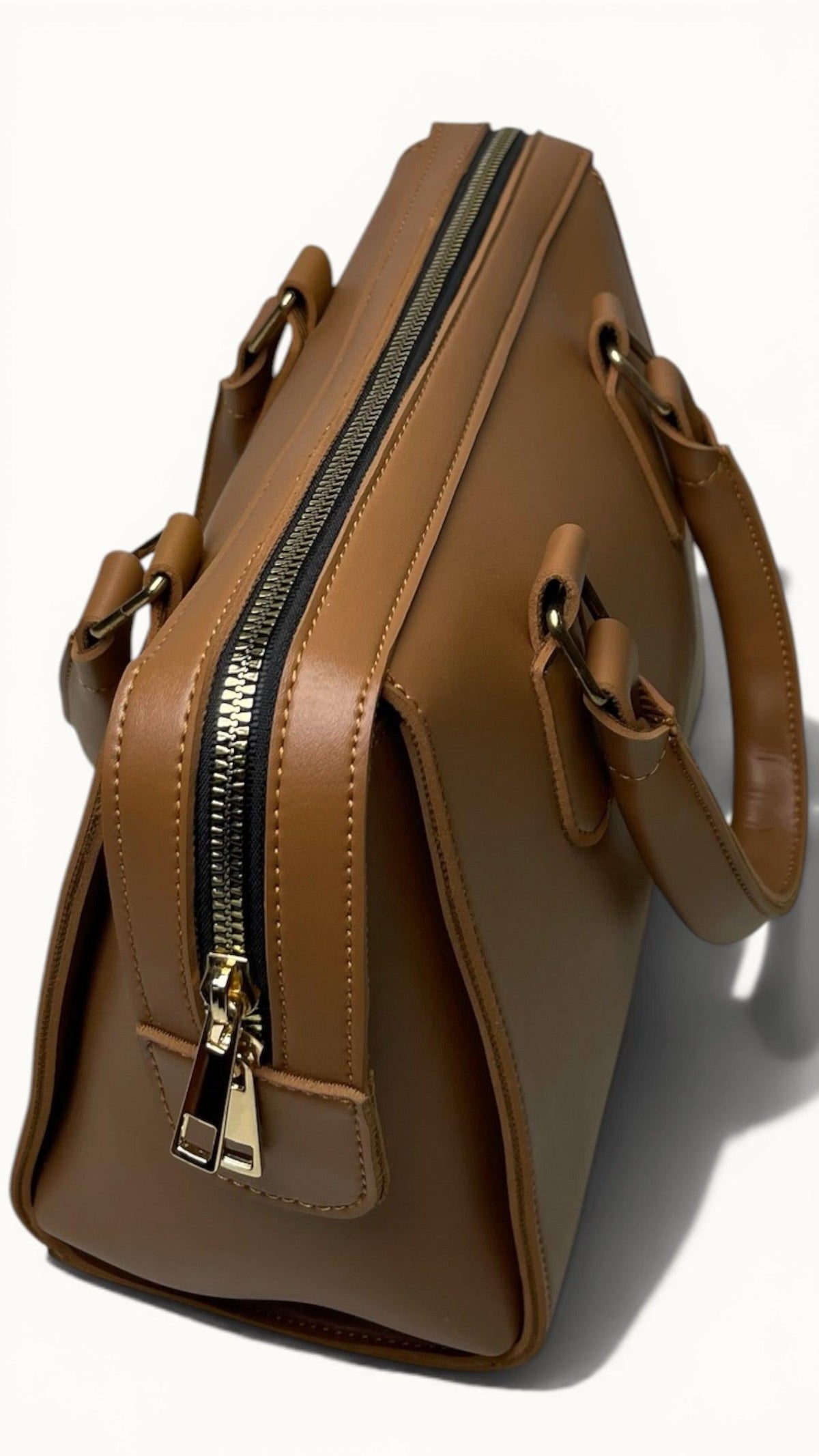 Charmé Vogue brown faux leather handbag with adjustable strap